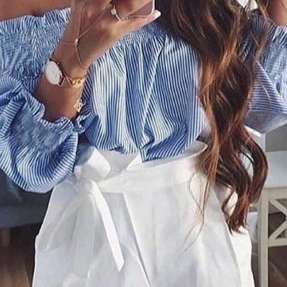 Off The Shoulder Blouse - Picture 9 of 11